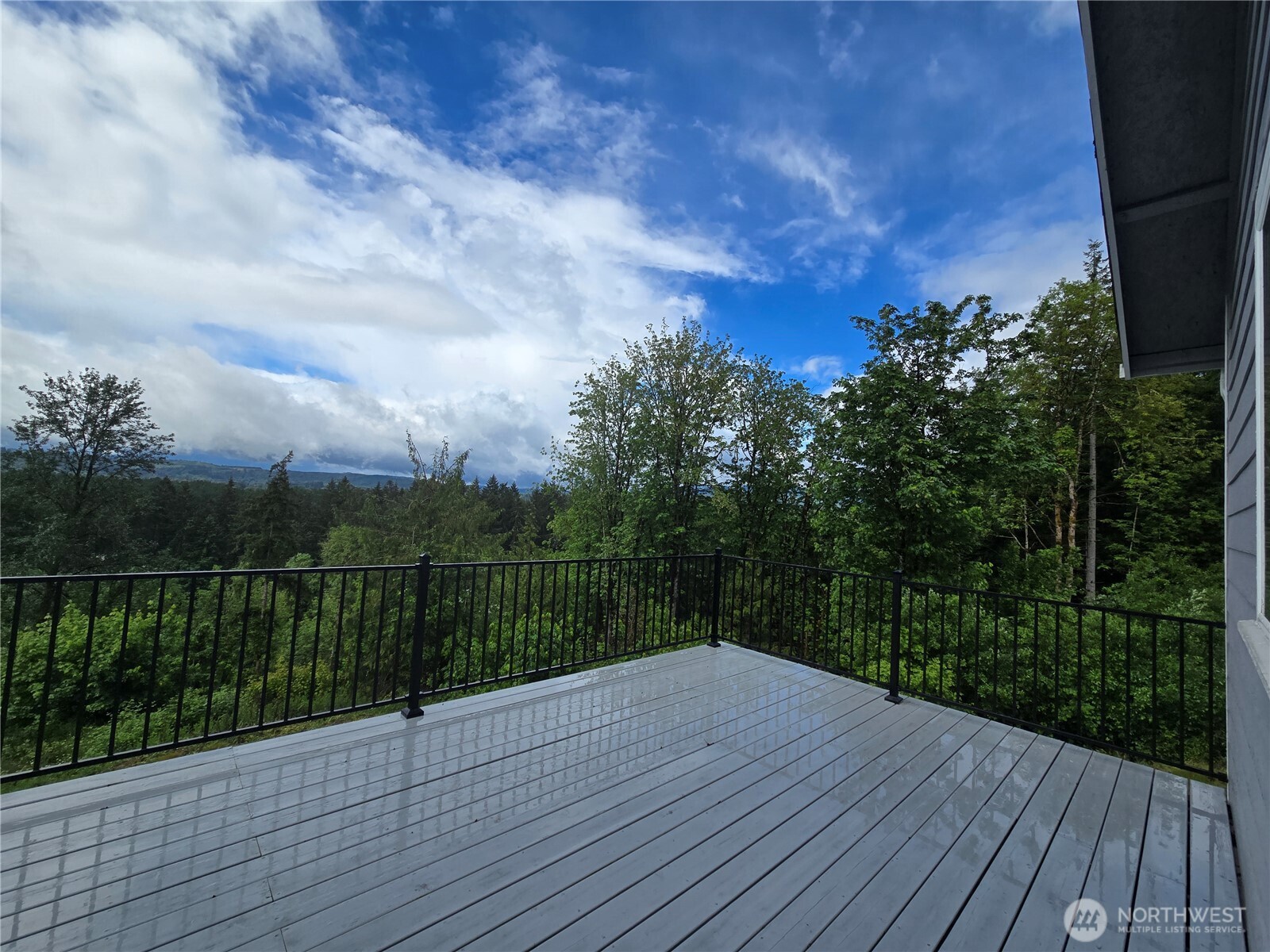 410 Studebaker Spur 1 Castle Rock WA 98611