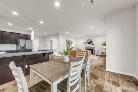9651 15th Street SE Lake Stevens WA 98258