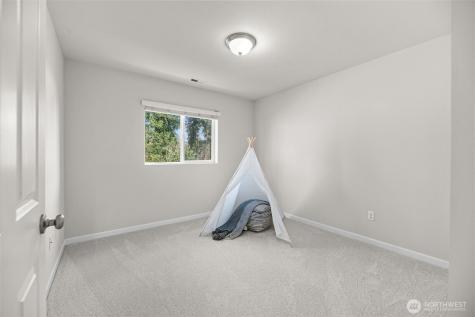 9651 15th Street SE Lake Stevens WA 98258