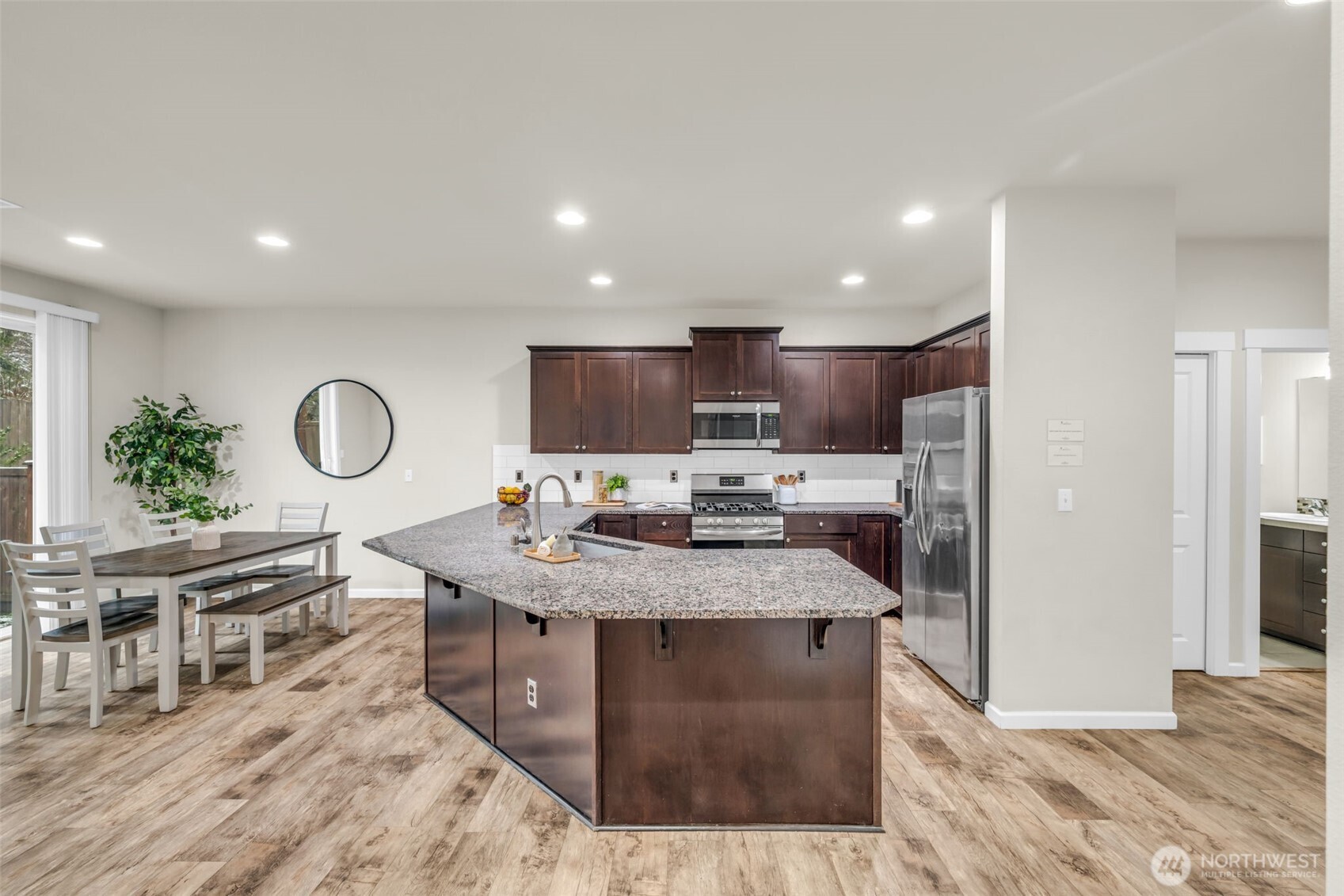 9651 15th Street SE Lake Stevens WA 98258