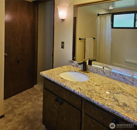 6504 113th Avenue NE Kirkland WA 98033