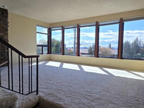 6504 113th Avenue NE Kirkland WA 98033