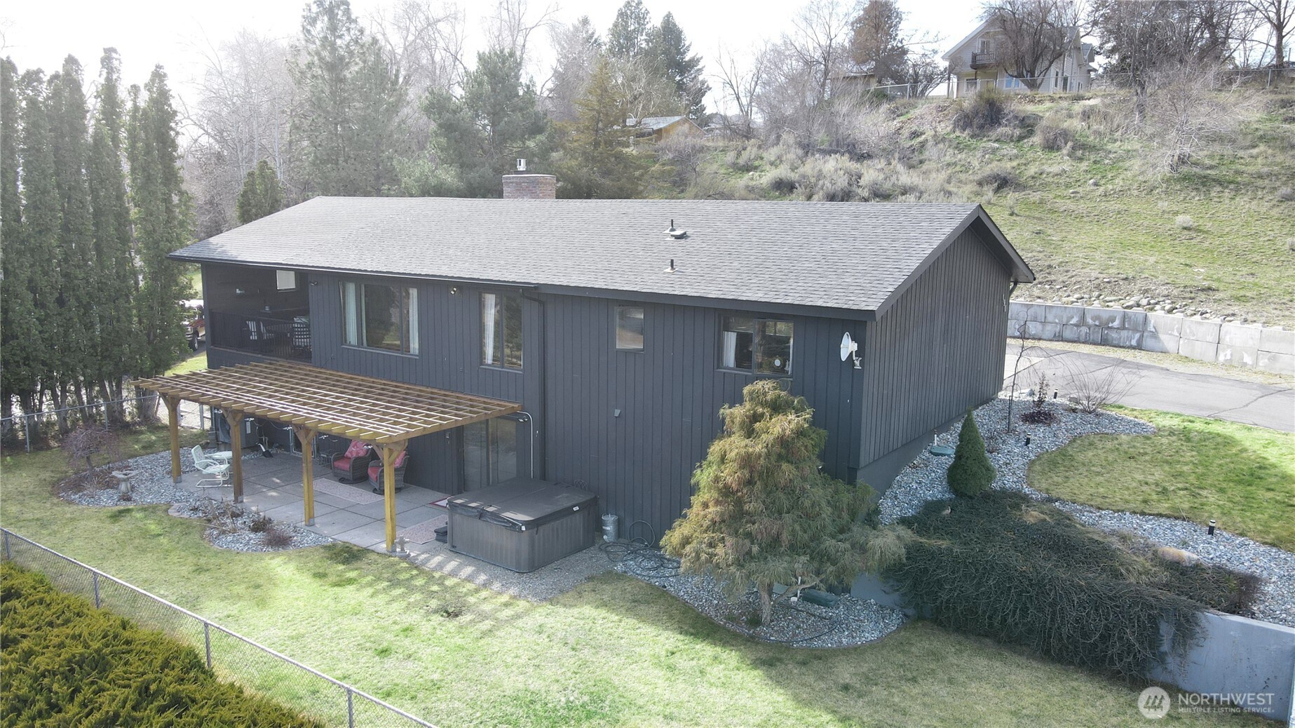 190 Hennepin Okanogan WA 98840
