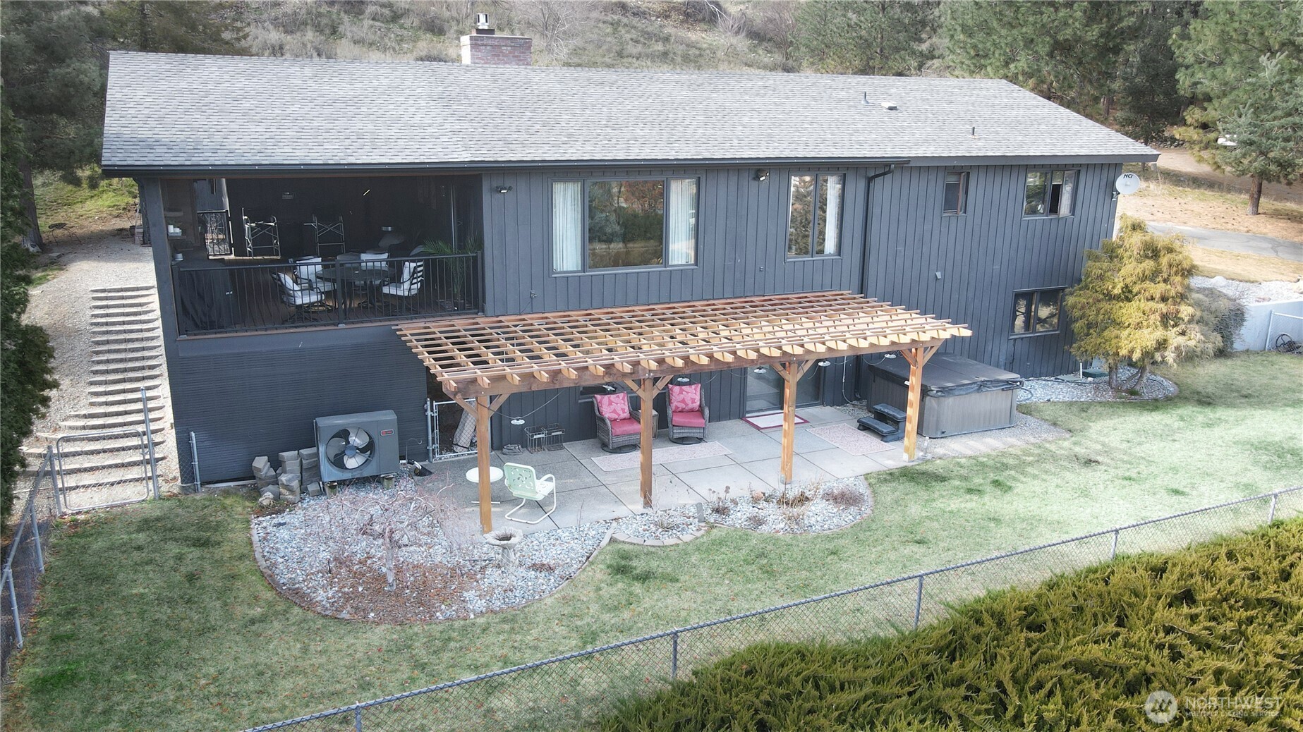 190 Hennepin Okanogan WA 98840