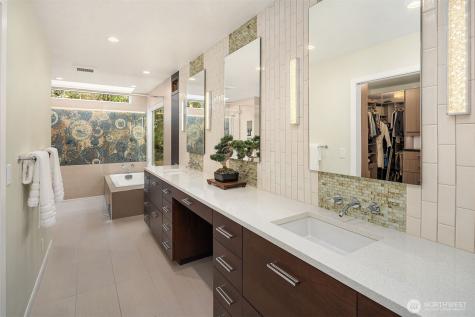 14740 SE 56th Street Bellevue WA 98006