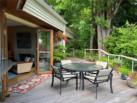 14740 SE 56th Street Bellevue WA 98006