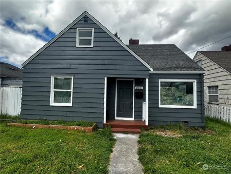 513 7th Street Se Auburn WA 98002