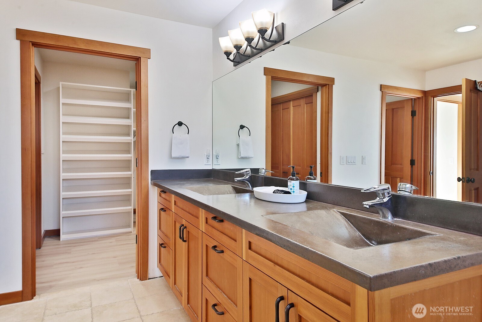 4913 Marshall Road Clinton WA 98236