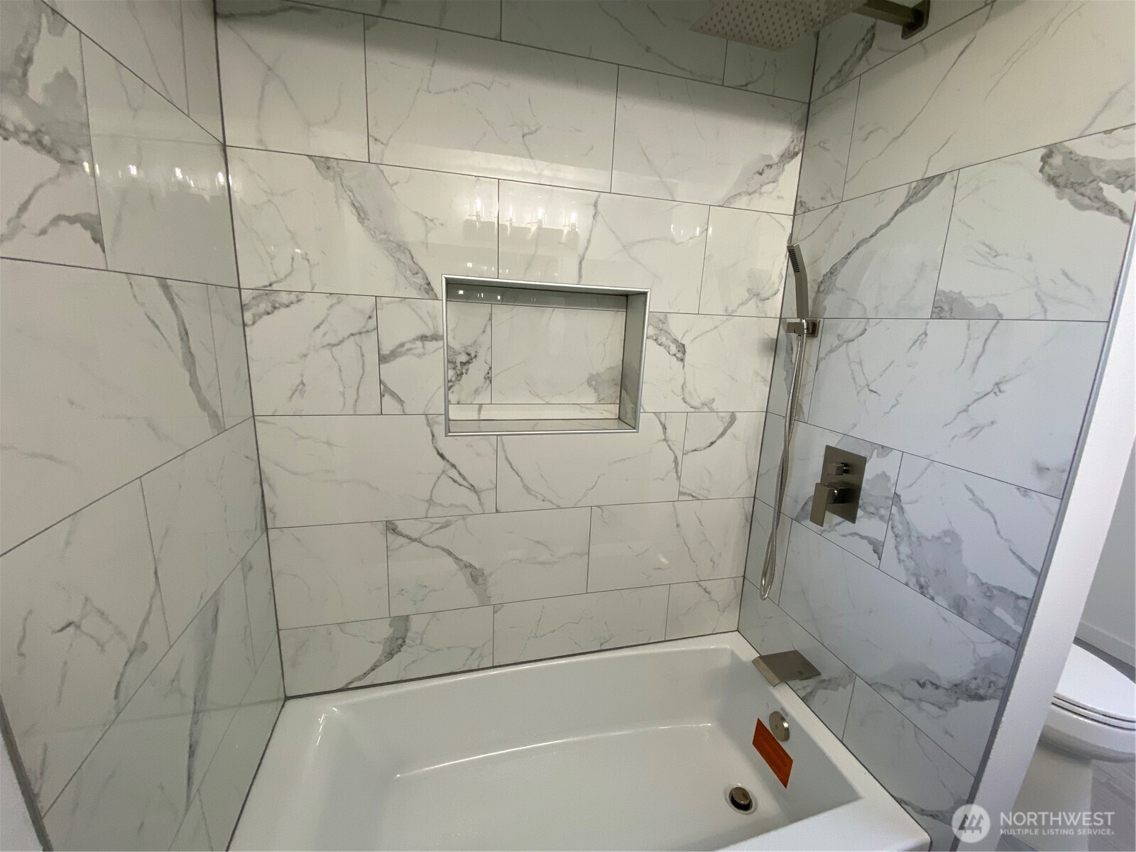 4916 24th Place S Seattle WA 98108