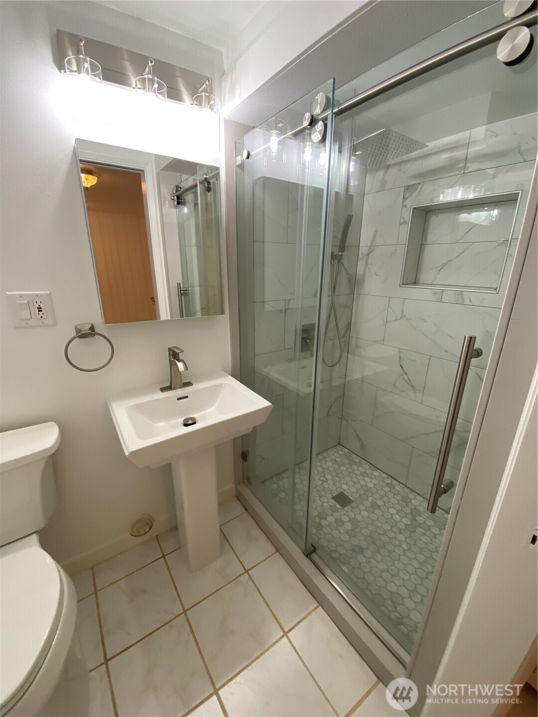 4916 24th Place S Seattle WA 98108