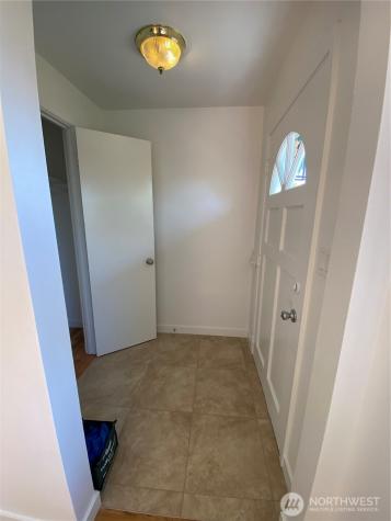 4916 24th Place S Seattle WA 98108