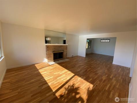 4916 24th Place S Seattle WA 98108