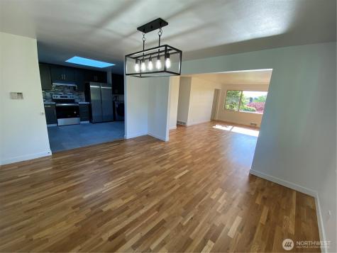 4916 24th Place S Seattle WA 98108