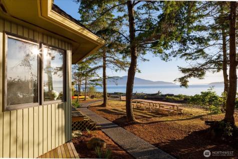 4079 Forest Lane Anacortes WA 98221