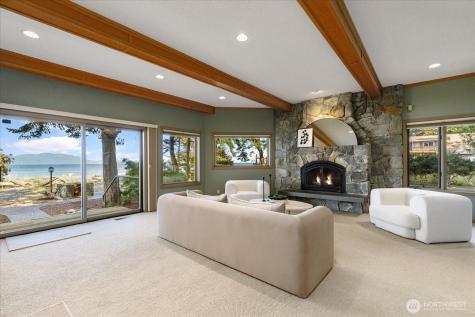 4079 Forest Lane Anacortes WA 98221