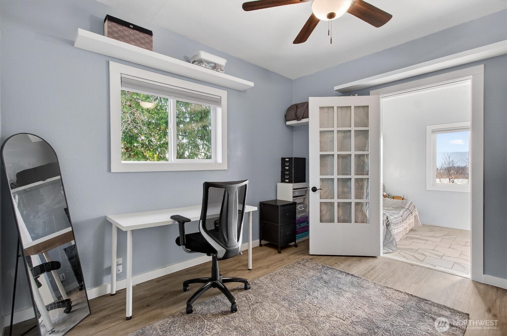 290 Columbia Street Cathlamet WA 98612