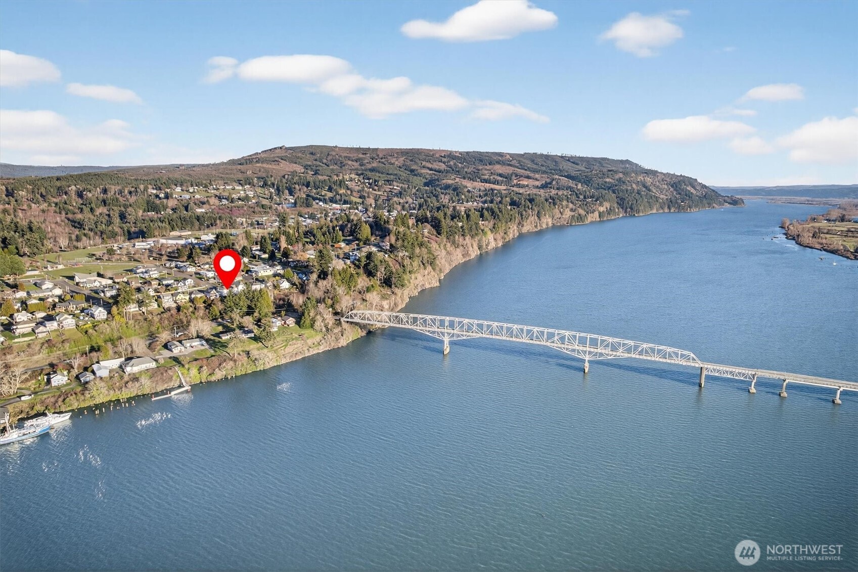 290 Columbia Street Cathlamet WA 98612