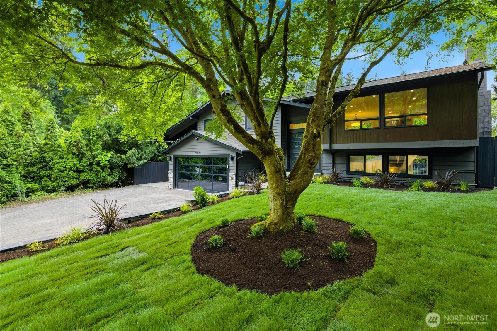 4008 NE 197th Street Lake Forest Park WA 98155