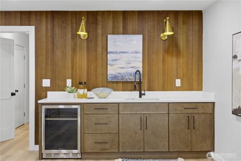 4008 NE 197th Street Lake Forest Park WA 98155