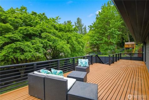 4008 NE 197th Street Lake Forest Park WA 98155