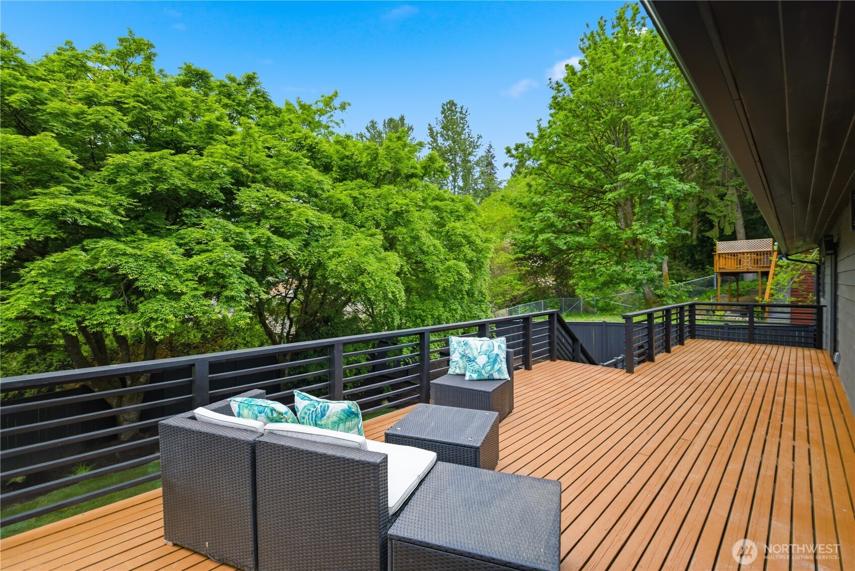 4008 NE 197th Street Lake Forest Park WA 98155