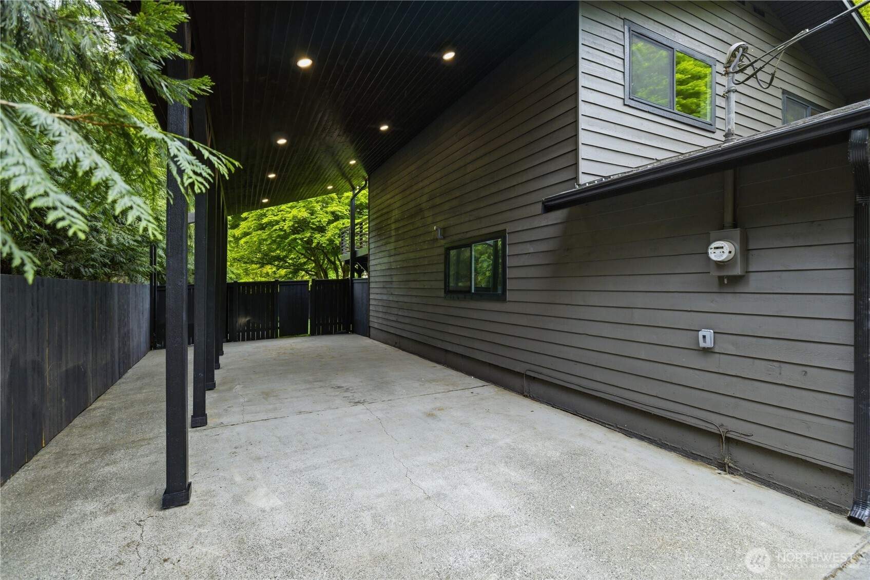 4008 NE 197th Street Lake Forest Park WA 98155