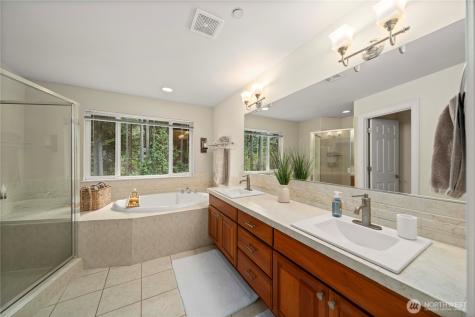22851 SE Lake Wilderness Drive S Maple Valley WA 98038