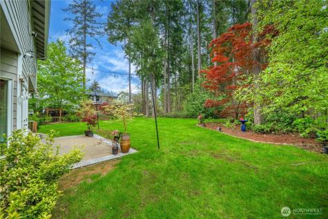 22851 SE Lake Wilderness Drive S Maple Valley WA 98038
