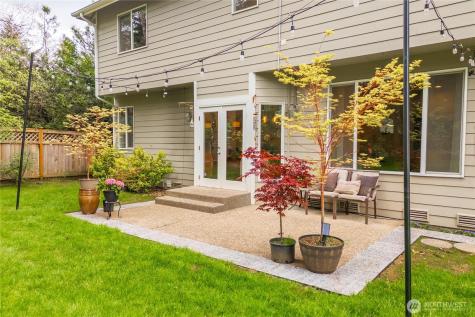 22851 SE Lake Wilderness Drive S Maple Valley WA 98038