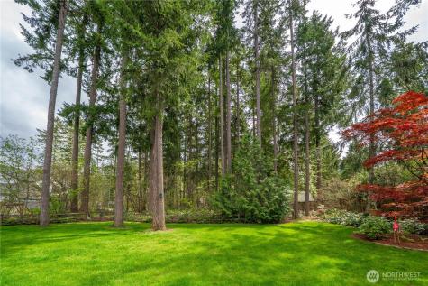 22851 SE Lake Wilderness Drive S Maple Valley WA 98038