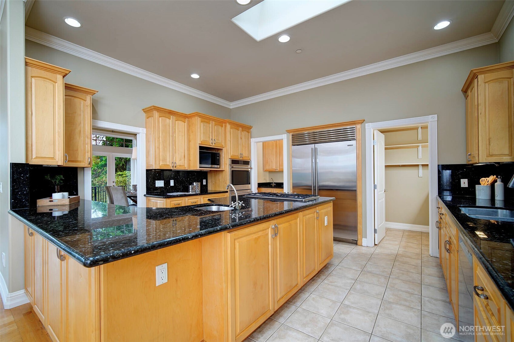 6145 93rd Avenue SE Mercer Island WA 98040