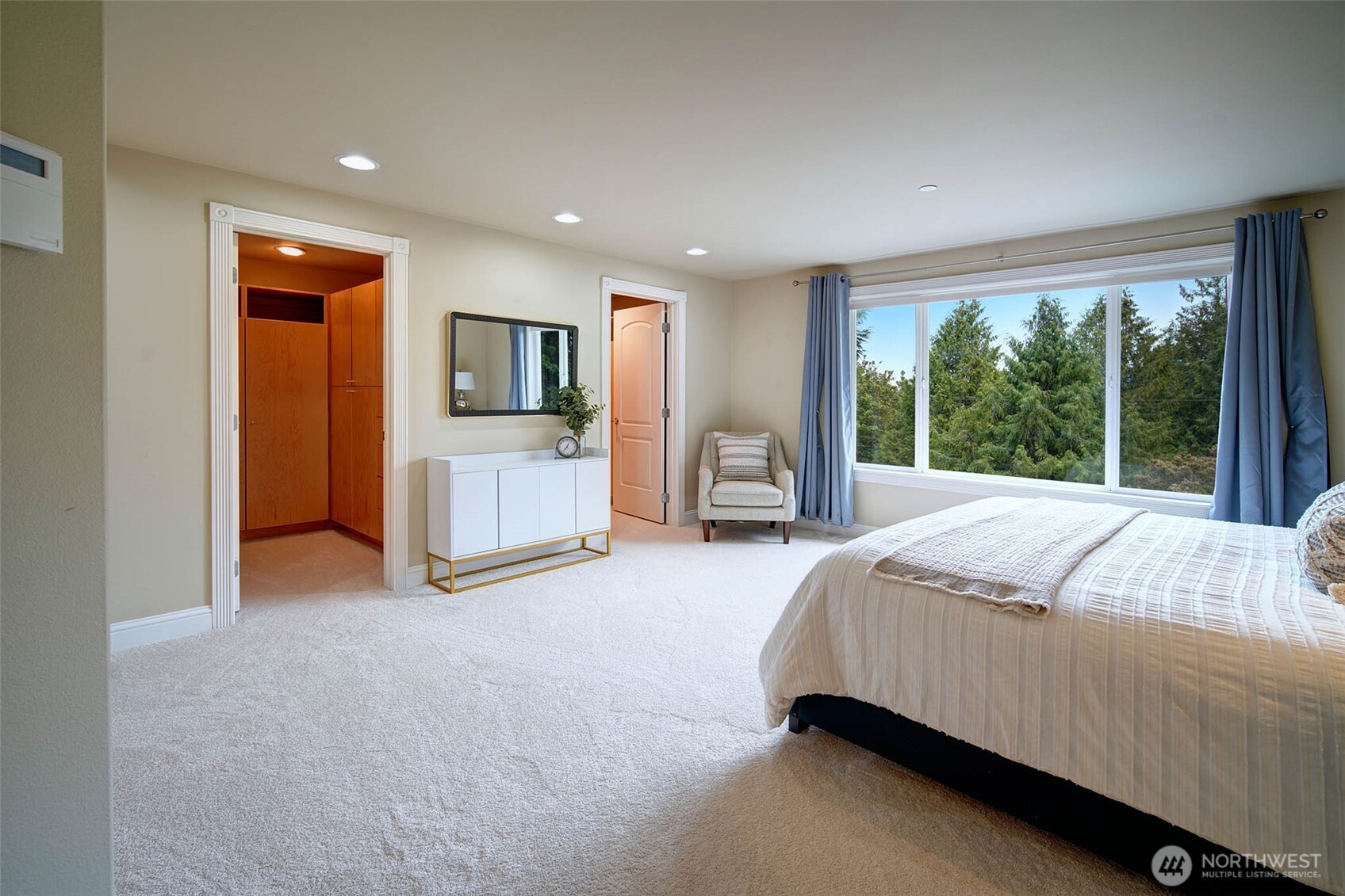 6145 93rd Avenue SE Mercer Island WA 98040