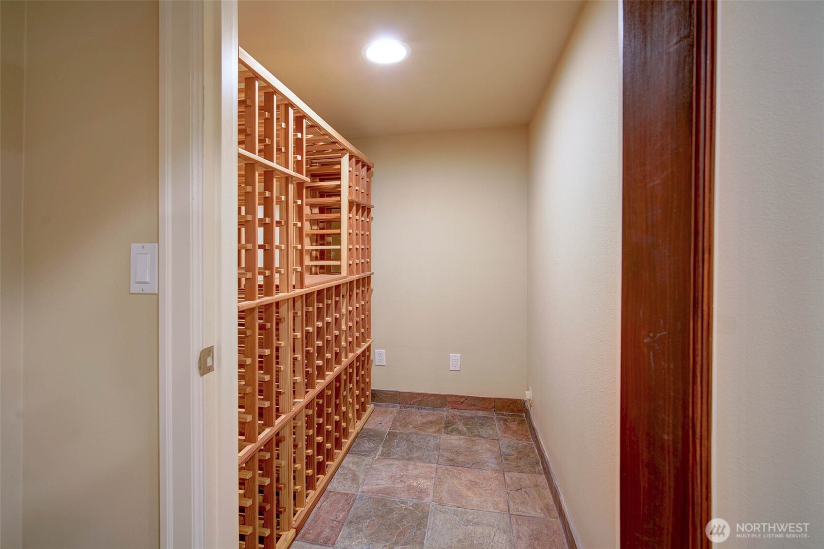 6145 93rd Avenue SE Mercer Island WA 98040