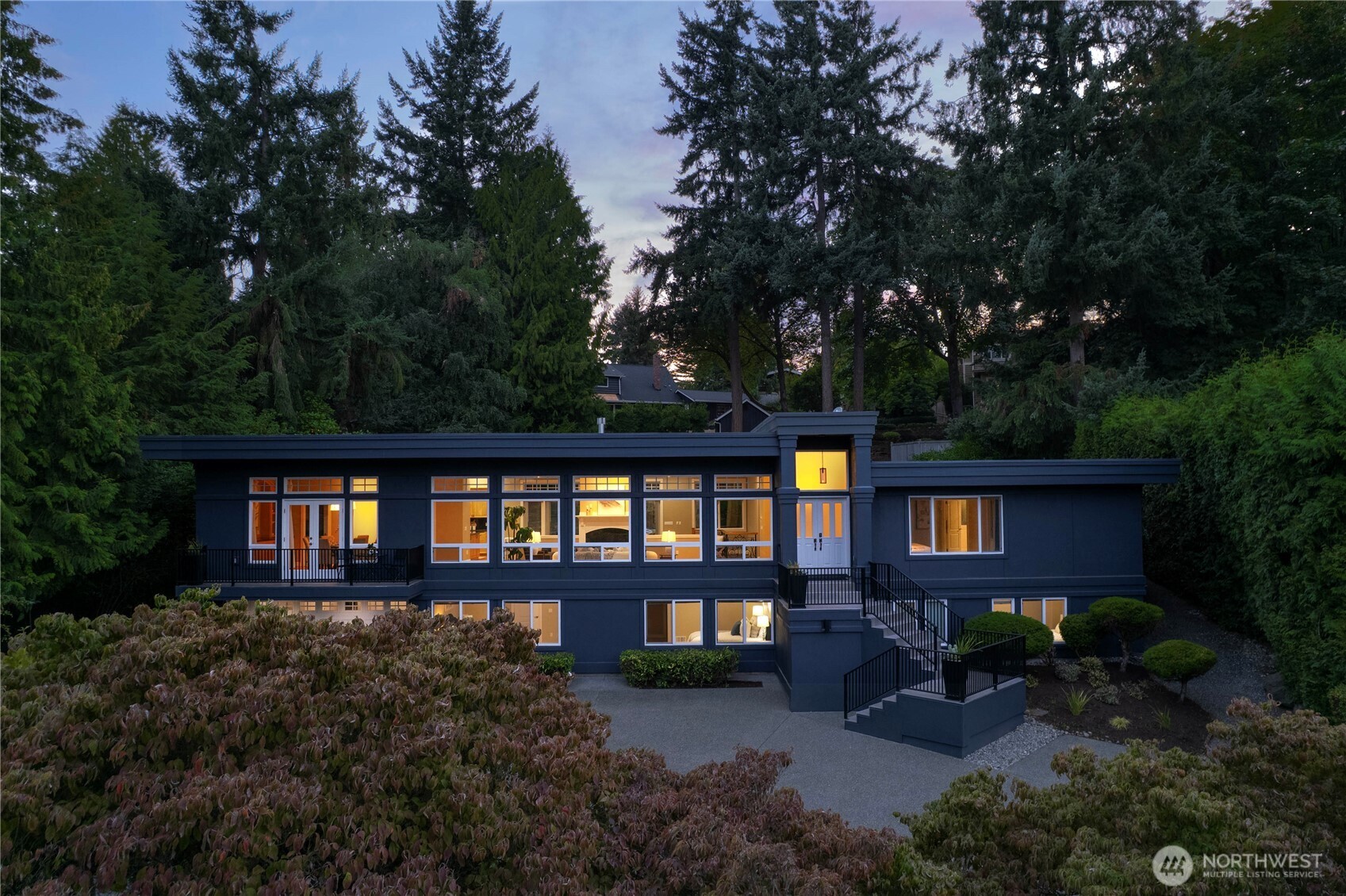 6145 93rd Avenue SE Mercer Island WA 98040