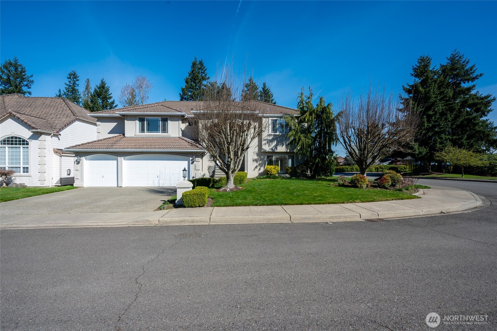 2203 12th Court NW Auburn WA 98001