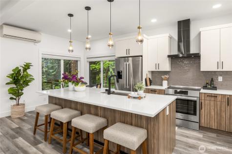 10003 Manitou Beach Drive NE Bainbridge Island WA 98110