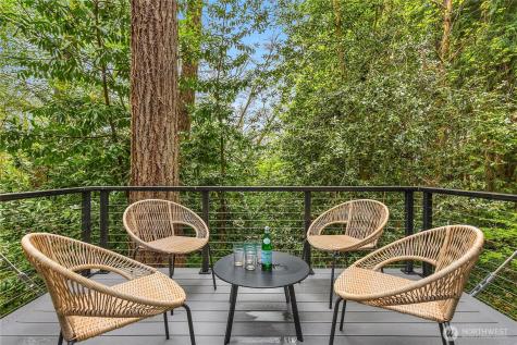 10003 Manitou Beach Drive NE Bainbridge Island WA 98110