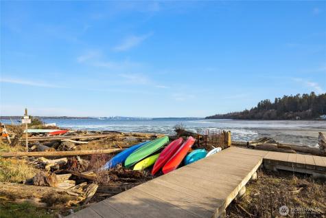 10003 Manitou Beach Drive NE Bainbridge Island WA 98110