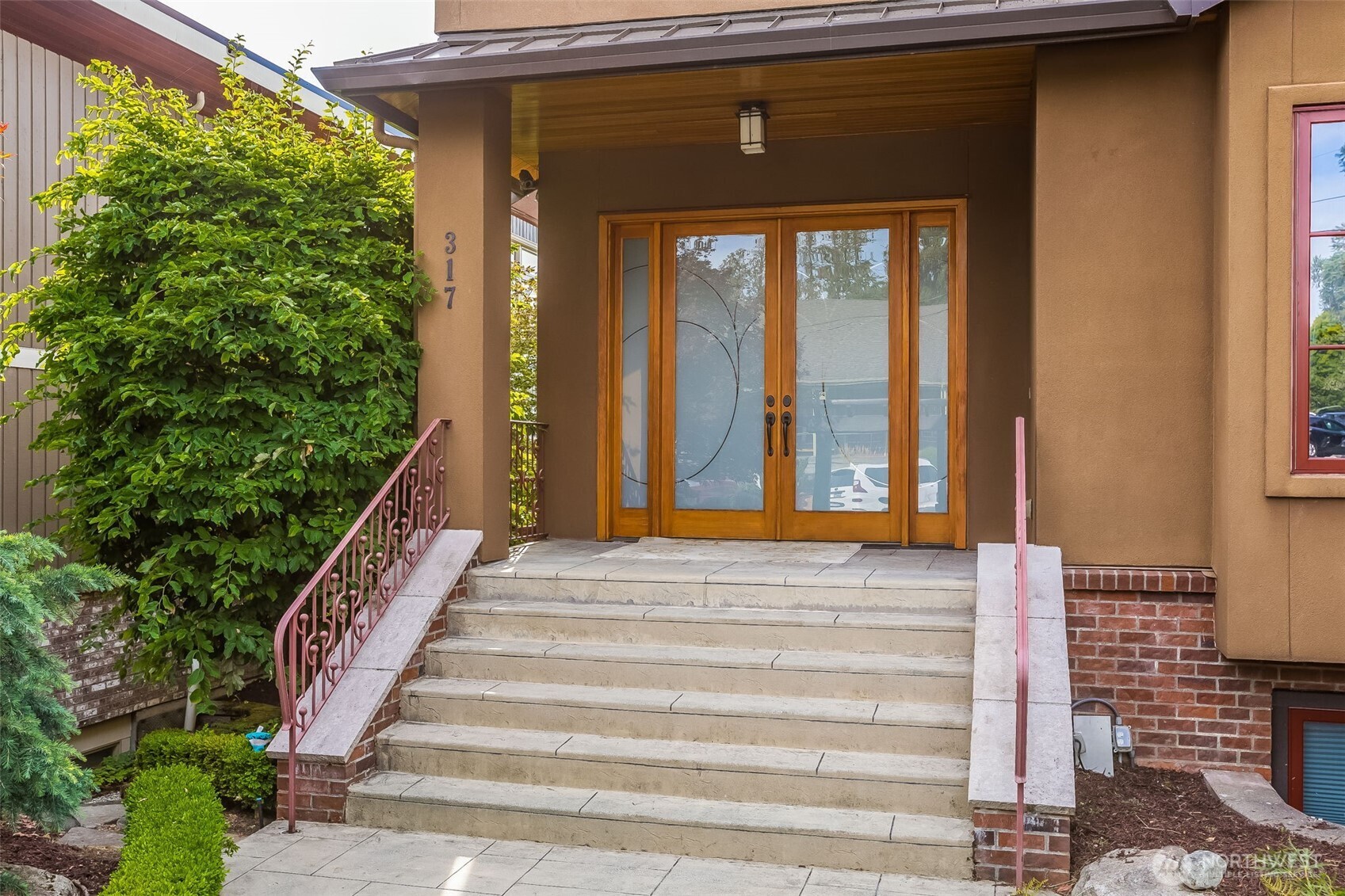 317 1st Street Kirkland WA 98033