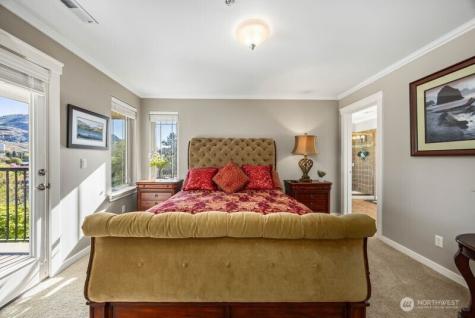 230 E Furnham Avenue Chelan WA 98816