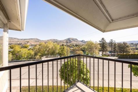 230 E Furnham Avenue Chelan WA 98816