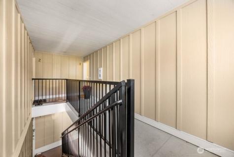 230 E Furnham Avenue Chelan WA 98816