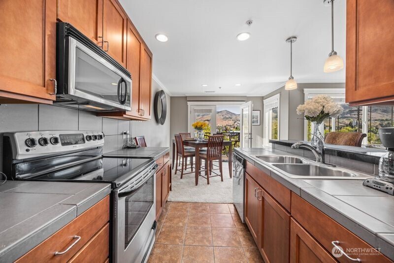 230 E Furnham Avenue Chelan WA 98816