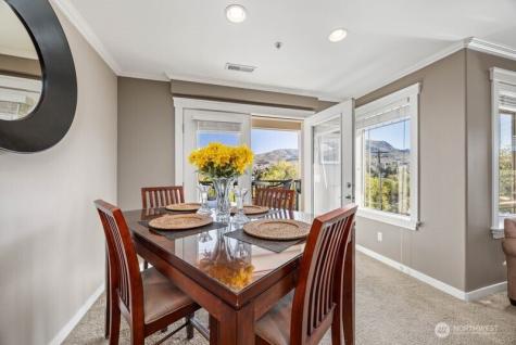 230 E Furnham Avenue Chelan WA 98816
