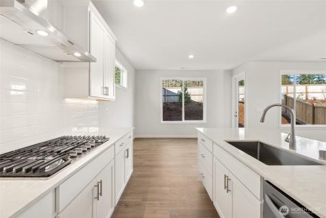 2049 NE Norseman Way Poulsbo WA 98370