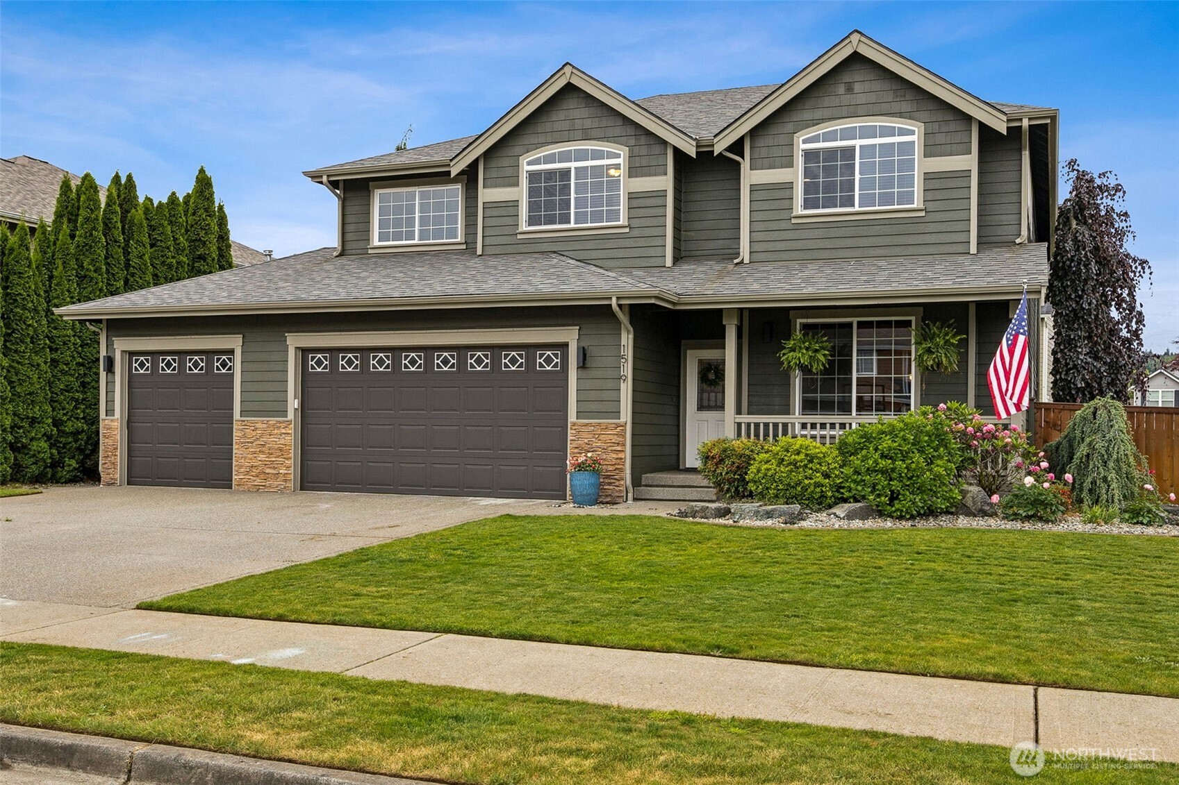 1519 Daffodil Avenue NE Orting WA 98360