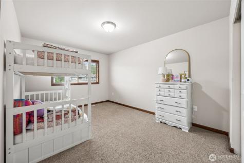 1519 Daffodil Avenue NE Orting WA 98360