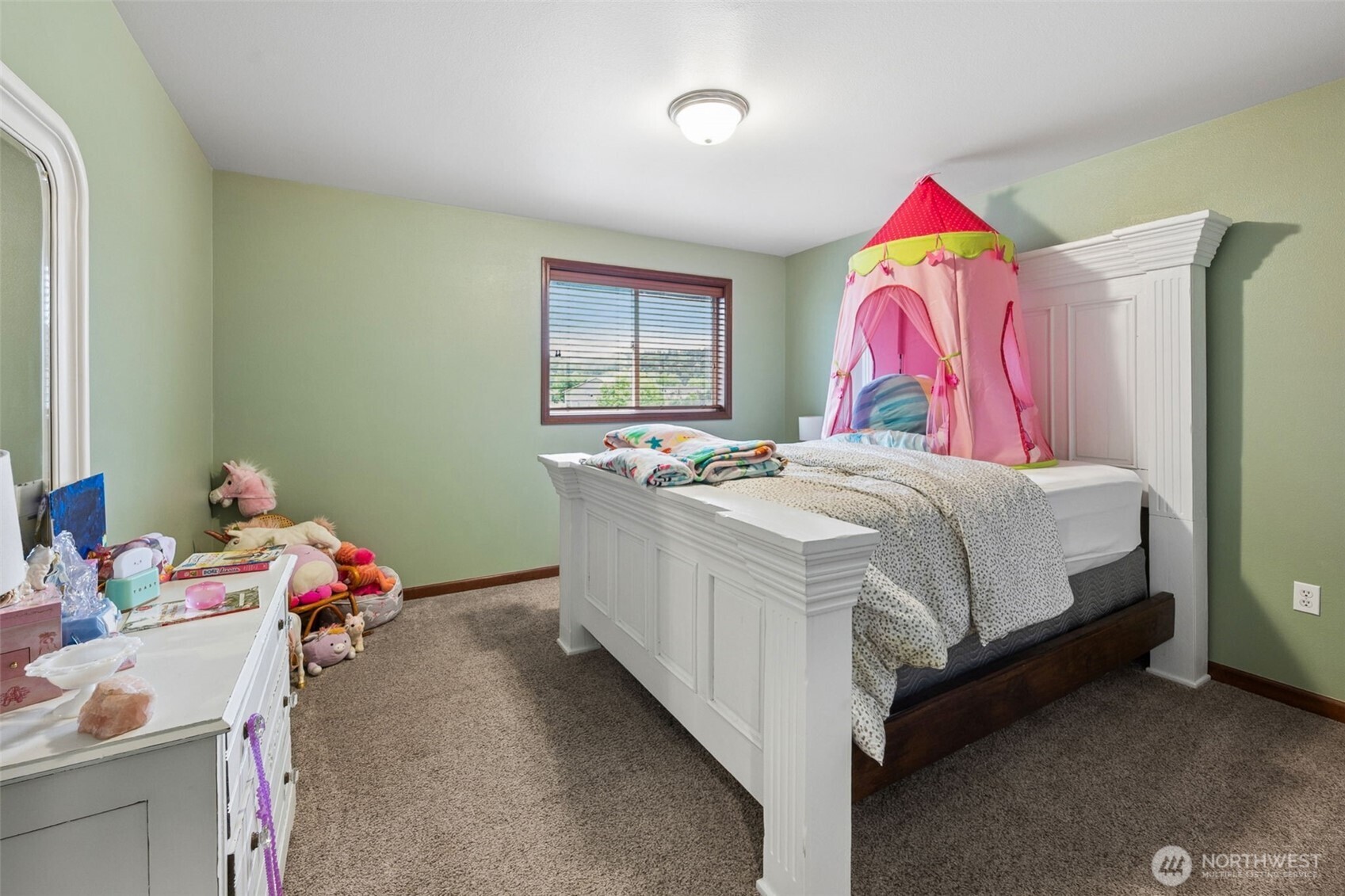 1519 Daffodil Avenue NE Orting WA 98360