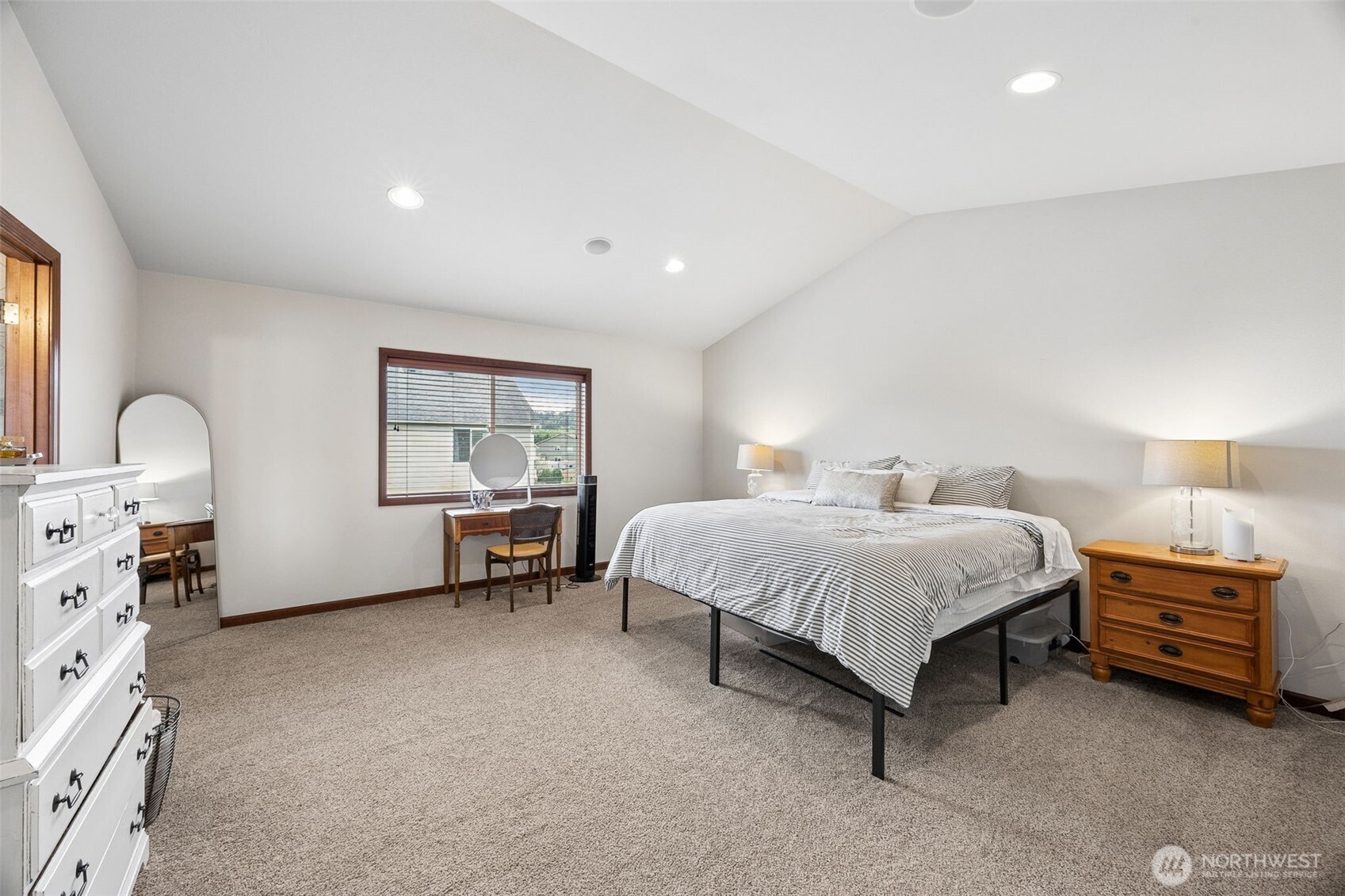 1519 Daffodil Avenue NE Orting WA 98360