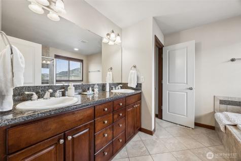 1519 Daffodil Avenue NE Orting WA 98360
